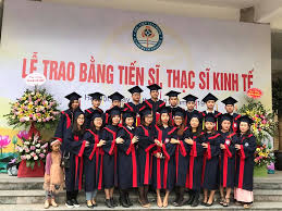 thue ao tot nghiep hcm